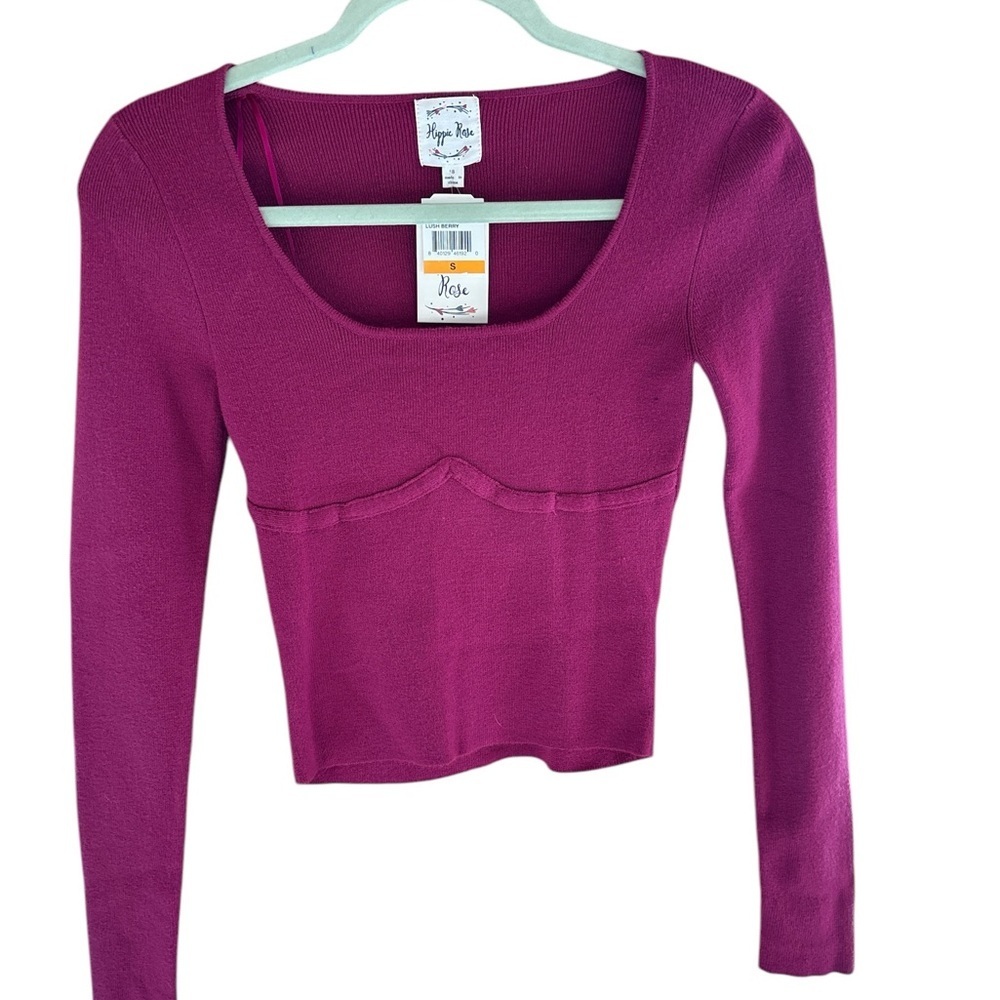 Hippie Rose lush berry crop sweater Woman’s size small